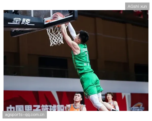 篮球3x3赛场新星横冲直撞，火力全开无人能挡